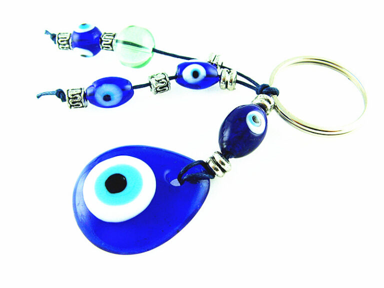 blue eye with green bead KEYCHAIN